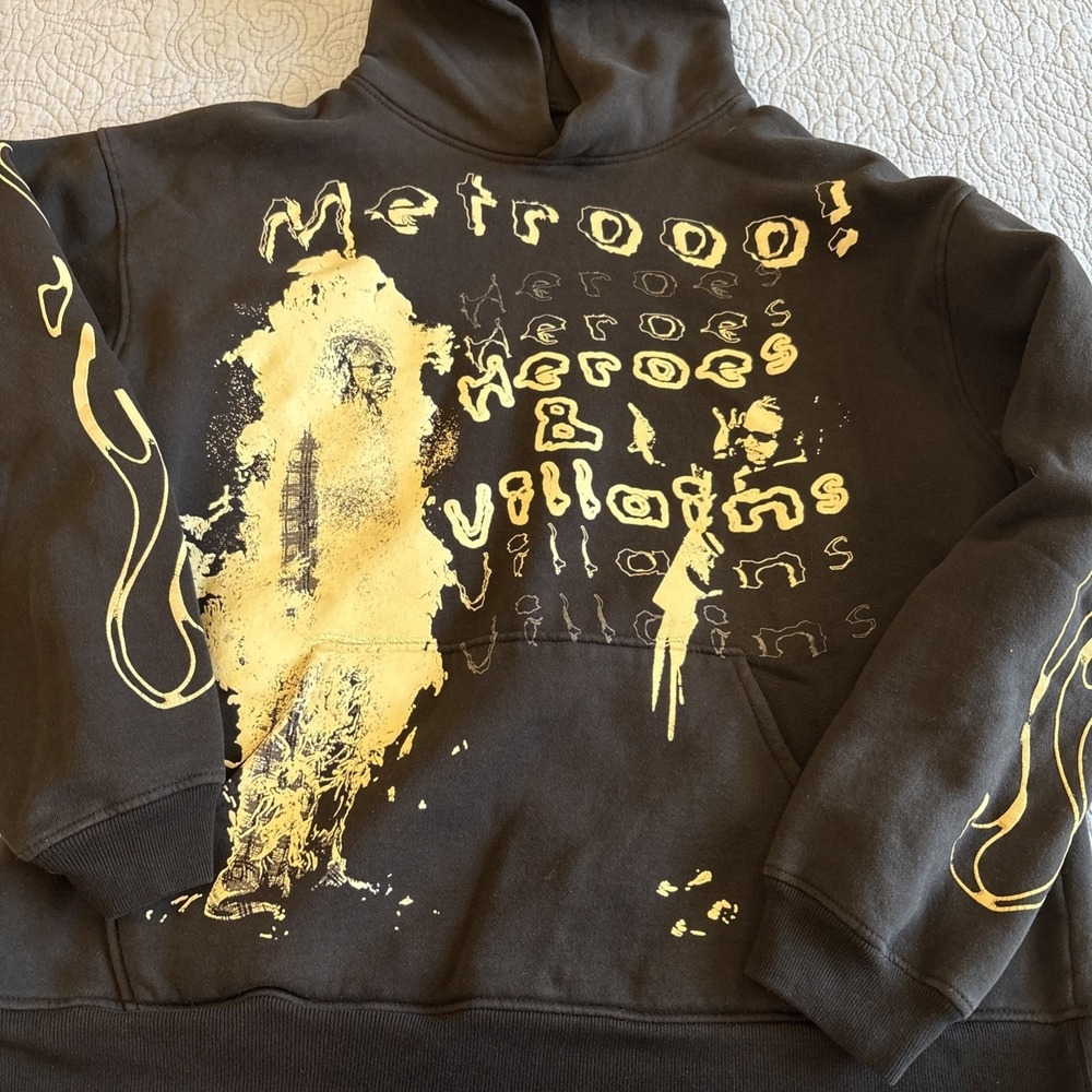Metro Boomin Sz Large 2022 Heroes And Villains Tour Black Pullover Hoodie